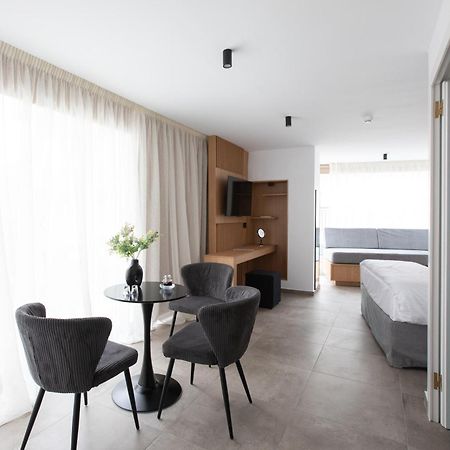 Griffin Suites كاندية المظهر الخارجي الصورة