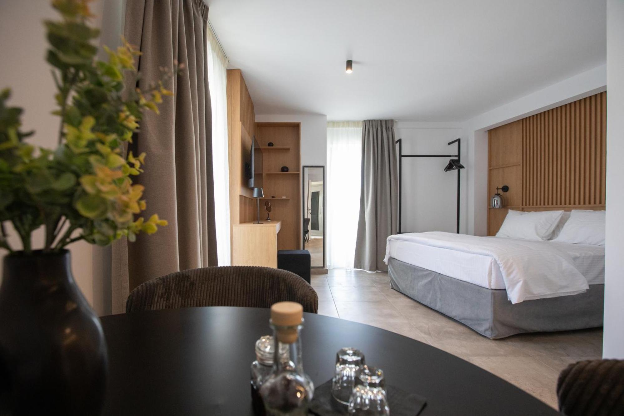 Griffin Suites كاندية المظهر الخارجي الصورة