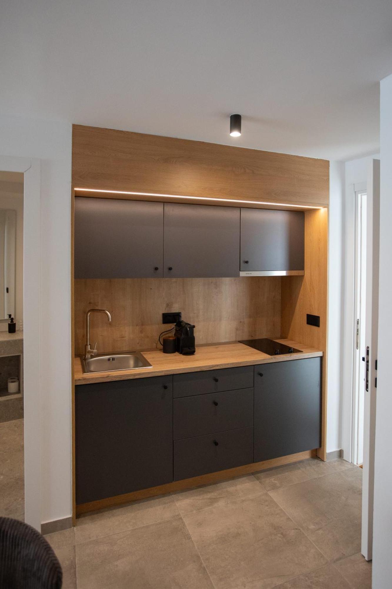Griffin Suites كاندية المظهر الخارجي الصورة