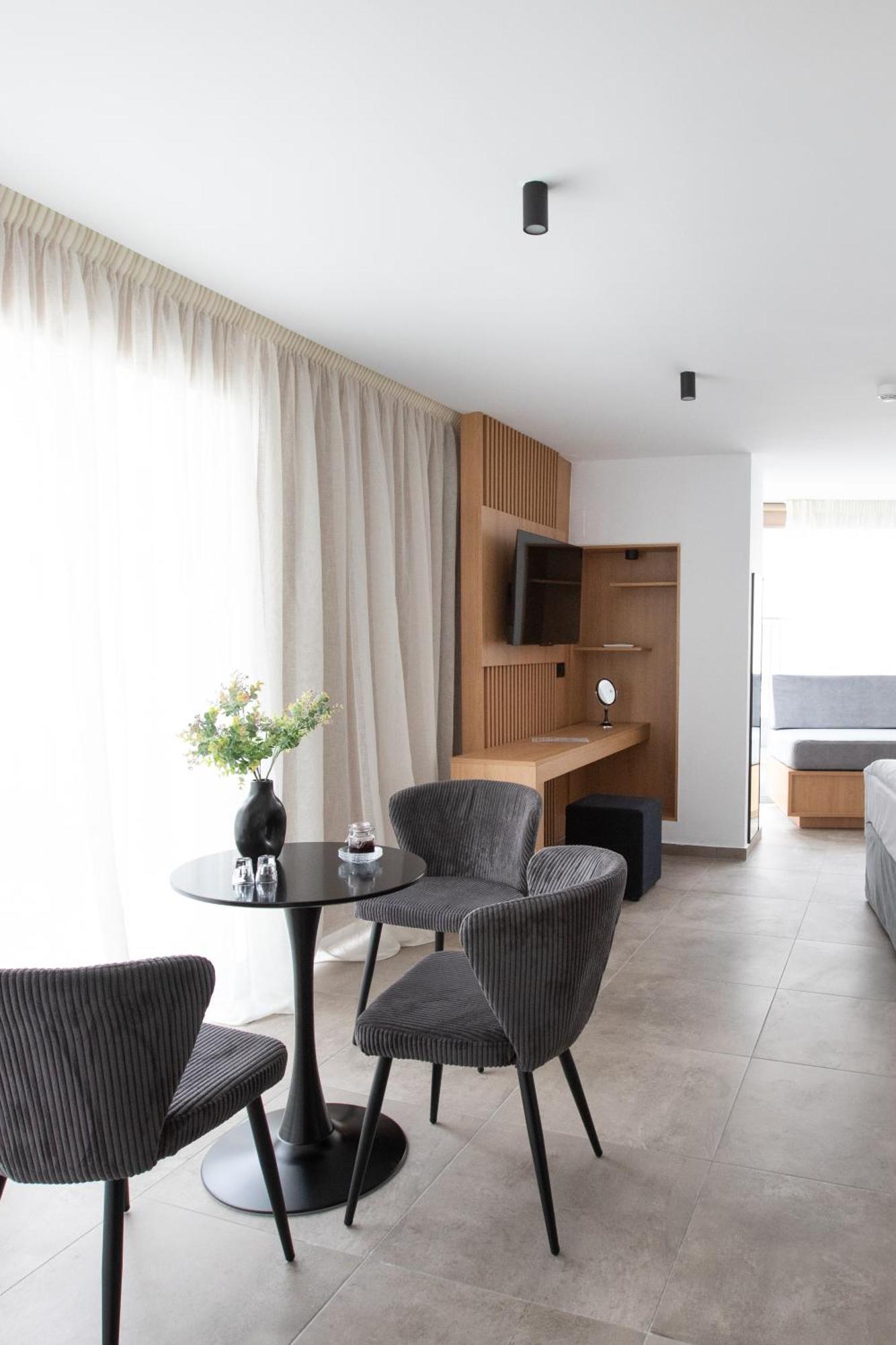 Griffin Suites كاندية المظهر الخارجي الصورة